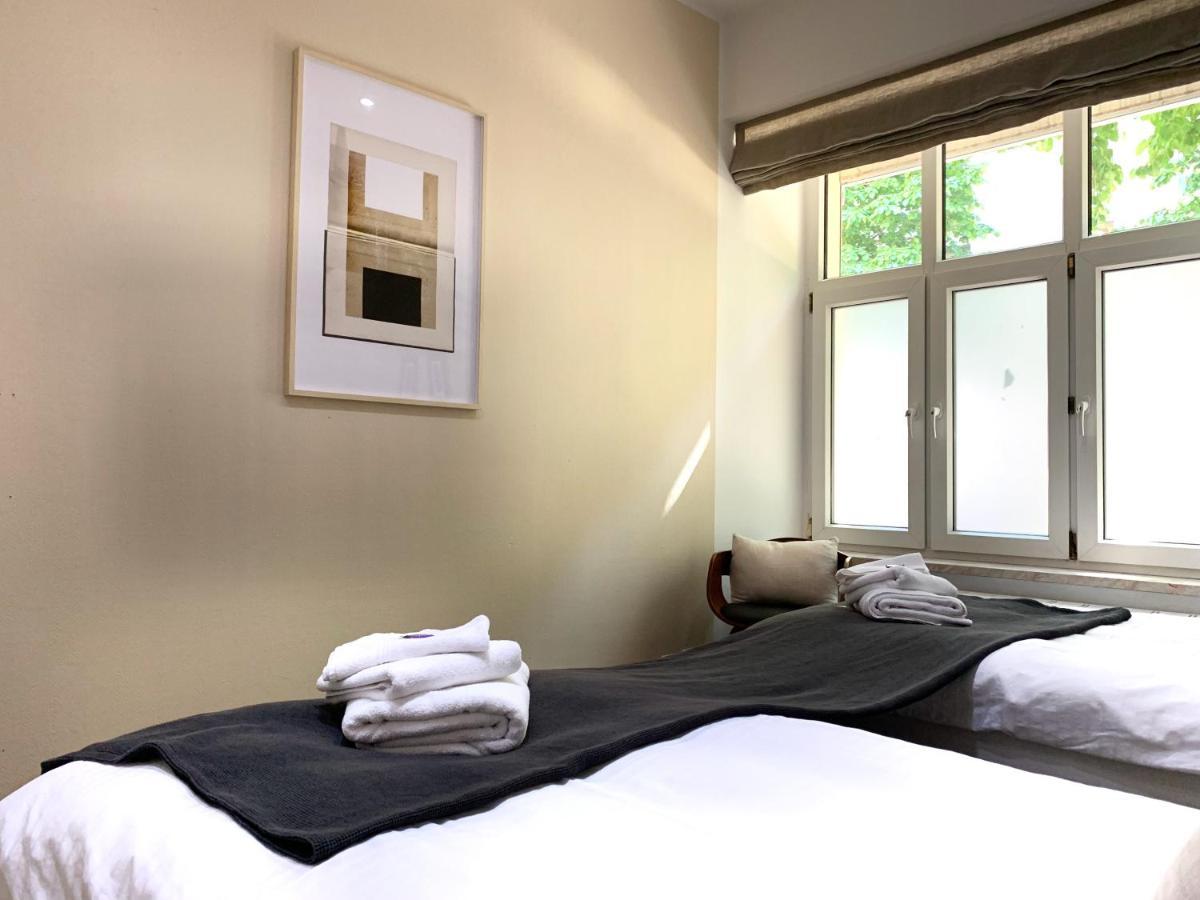 Cosy, Spacious, And Central Berlin Bagian luar foto